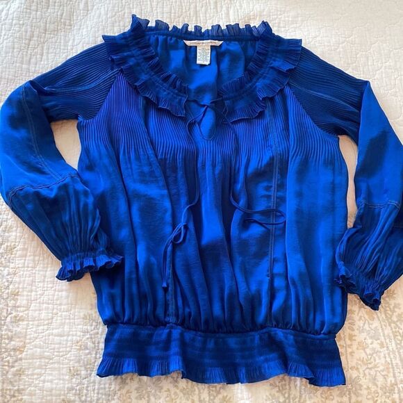 DIANE VON FURSTENBERG VINTAGE PLEATED GEORGETTE BLOUSE ROYAL BLUE 6 - Picture 7 of 11